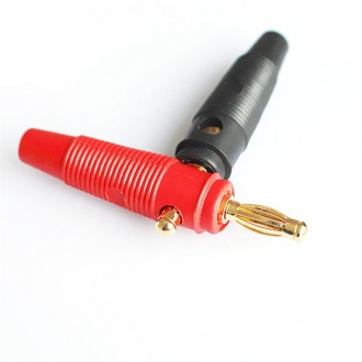 XS-P014/B Μαύρη επίχρυση μπανάνα 4mm XS-P014/B Μαύρη επίχρυση μπανάνα 4mm